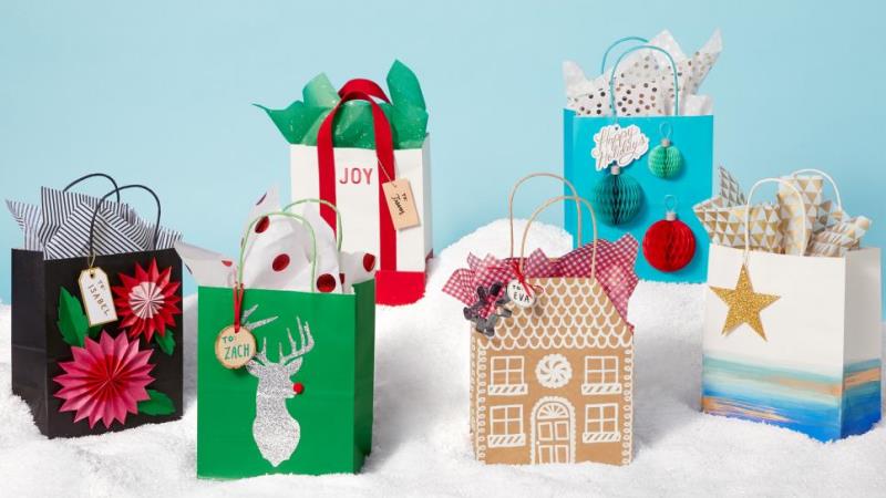 7 Easy Ways to Personalize the Holidays